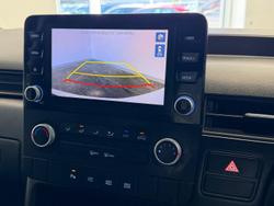 2022 Hyundai STARIA LOAD