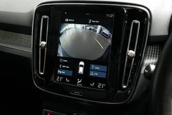 2018 Volvo XC40 T5 R-Design