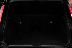 2018 Volvo XC40 T5 R-Design