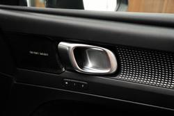 2018 Volvo XC40 T5 R-Design