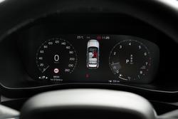 2018 Volvo XC40 T5 R-Design