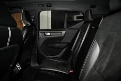 2018 Volvo XC40 T5 R-Design
