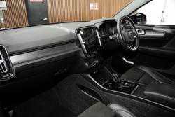 2018 Volvo XC40 T5 R-Design