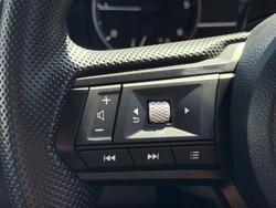 2025 Mitsubishi Triton GLX
