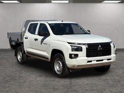2025 Mitsubishi Triton GLX