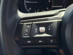 2000 Mitsubishi Triton
