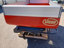 2025 Vicon Ro-M 1550 Red