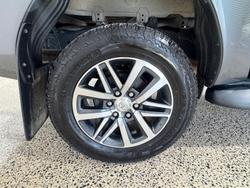 2020 Toyota Hilux SR5