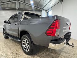 2020 Toyota Hilux SR5