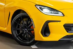 2025 Subaru BRZ tS Kiiro