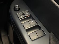 2024 Toyota Hilux SR Hi-Rider