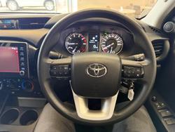 2024 Toyota Hilux SR Hi-Rider