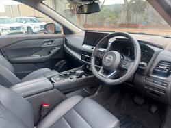 2025 Nissan X-TRAIL ST-L