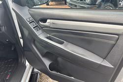 2015 Isuzu MU-X LS-T