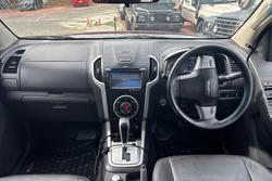 2015 Isuzu MU-X LS-T