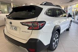 2021 Subaru Outback AWD Touring