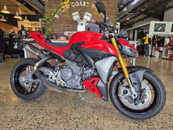 2025 Ducati Streetfighter V2 S
