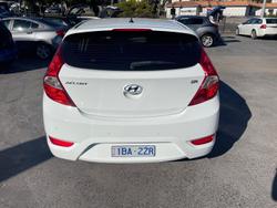 2013 Hyundai Accent SR RB3 Crystal White