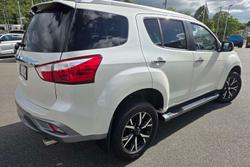 2021 Isuzu MU-X LS-T
