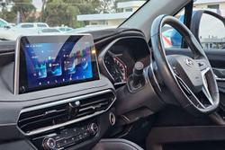 2022 LDV D90 Executive