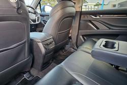 2022 LDV D90 Executive