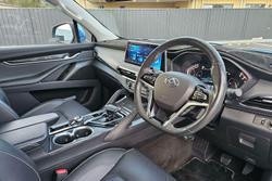 2022 LDV D90 Executive