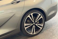 2019 Holden Calais V