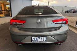 2019 Holden Calais V