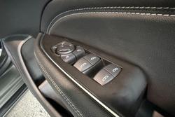 2019 Holden Calais V