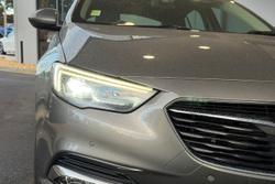 2019 Holden Calais V