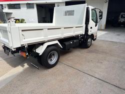 2025 Hino 300 Series 616 Tipper