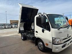 2025 Hino 300 Series 616 Tipper