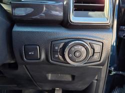 2020 Ford Everest Titanium