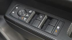 2026 Nissan Navara ST-X