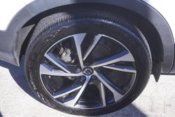 2019 Volvo XC40 T5 R-Design