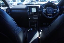 2019 Volvo XC40 T5 R-Design