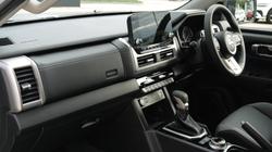 2026 Nissan Navara ST-X