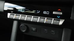 2026 Nissan Navara ST