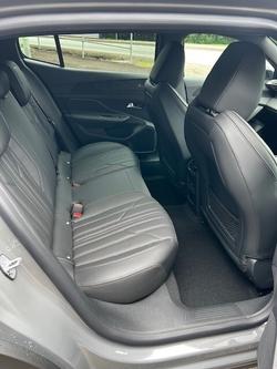 2024 Peugeot 408 GT Premium Fastback e-DCS Hybrid