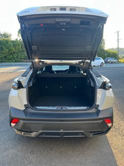 2024 Peugeot 408 GT Fastback e-DCS Hybrid