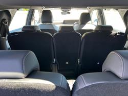 2025 Peugeot 5008 Allure e-DCS