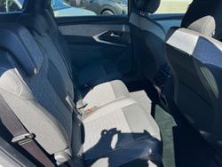 2025 Peugeot 5008 Allure e-DCS