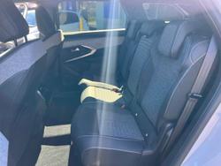 2025 Peugeot 5008 Allure e-DCS