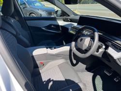 2025 Peugeot 5008 Allure e-DCS