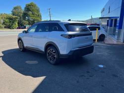 2025 Peugeot 5008 Allure e-DCS