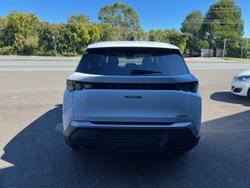 2025 Peugeot 5008 Allure e-DCS