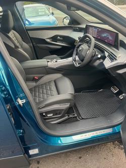 2024 Peugeot 3008 GT Premium e-DCS Hybrid