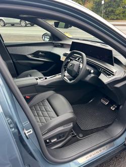 2025 Peugeot 3008 GT Premium e-DCS Hybrid