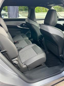 2025 Peugeot 5008 Allure e-DCS Hybrid