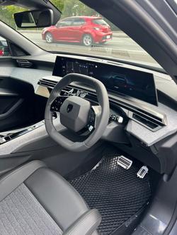 2025 Peugeot 5008 Allure e-DCS Hybrid